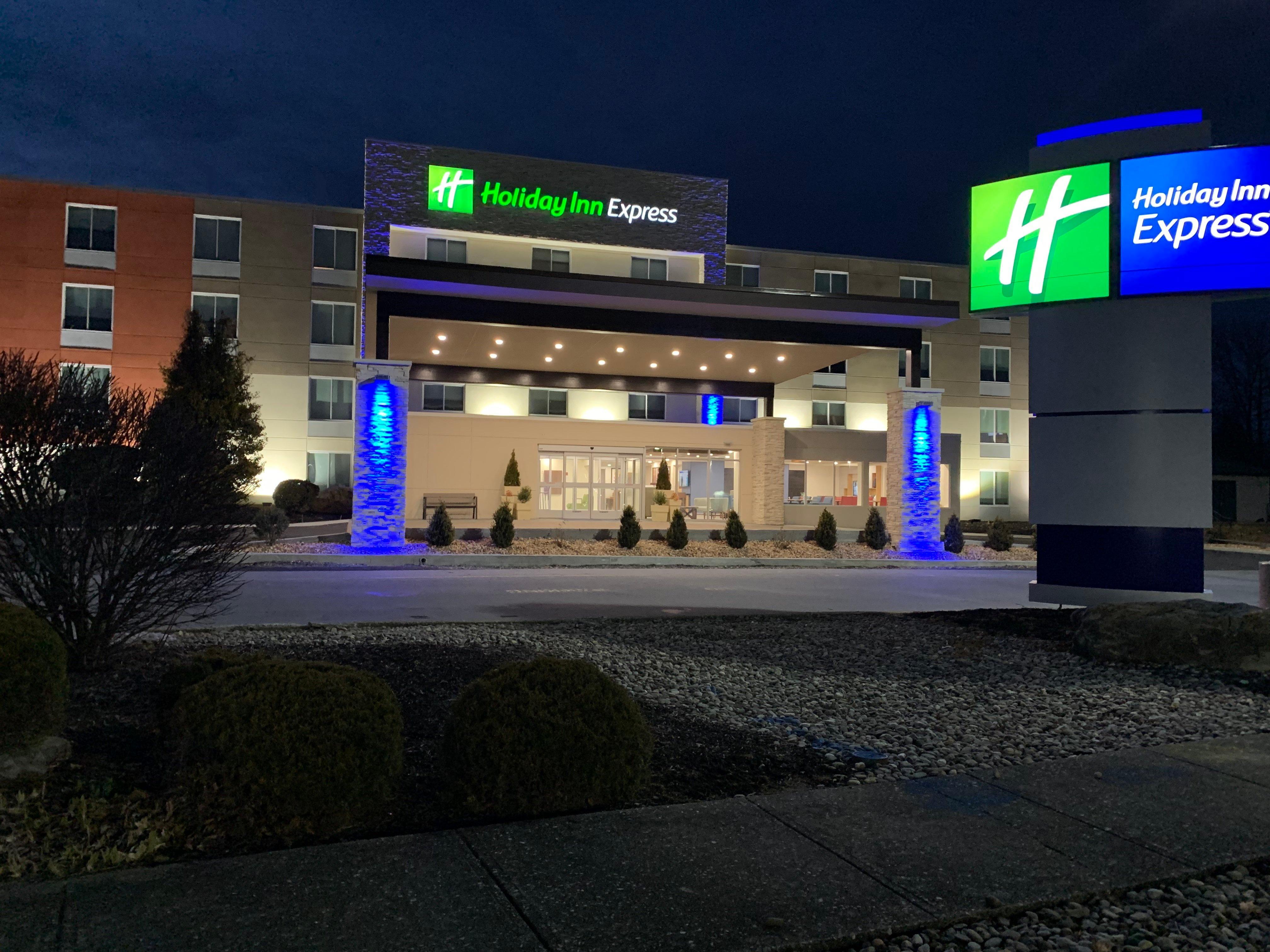 Holiday Inn Express - Allentown North By Ihg Екстериор снимка